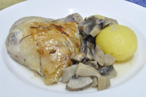 Kuře zapečené na rozmarýnu – Snadné Česko recept, zvládnete za 30 - 45 minut